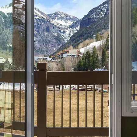 Slopeside Paradise Penthouse At Lift 7, Views, Fireplace, Deck, Hot Tub Apartment *
