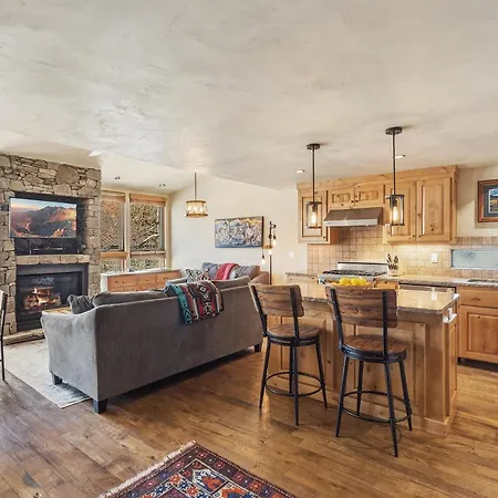 326 Apartment
