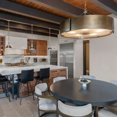 Vista Haus At Country Club - Private Golf And Retreat! Telluride