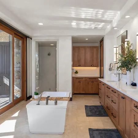 Vista Haus At Country Club - Private Golf And Retreat! * Telluride