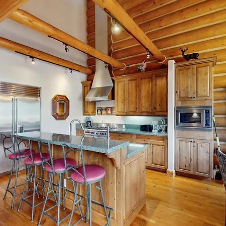 At Tristant 209 - San Sophia View Telluride