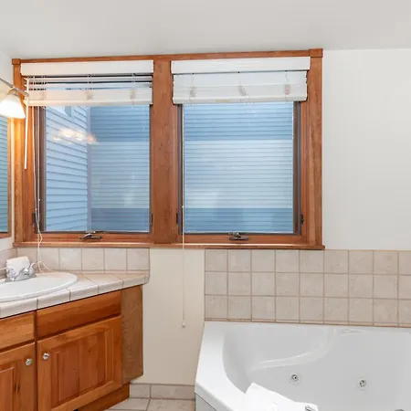 Apartment Perfect Base Lift 7 Hottub Access 3 Bd 3 Ba Sleeps 8 Telluride