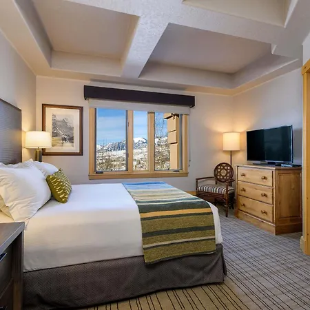Fairmont Heritage Place, Franz Klammer * Telluride