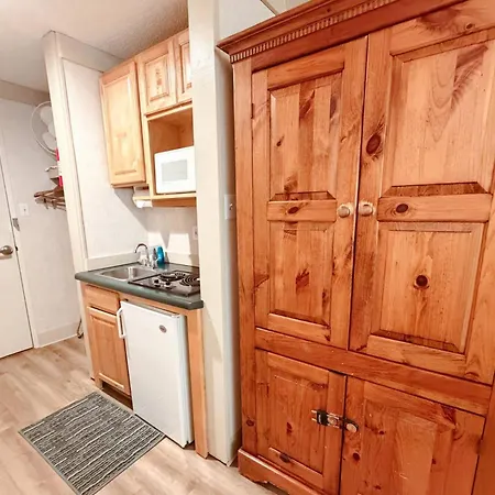 So Davis St 333 Unit #414 ~ Mountaineer *