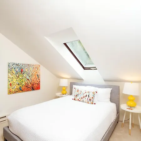 Apartment Big & Bright Hidden Gem With Garage, Hot Tub, Lux Kitchen *
