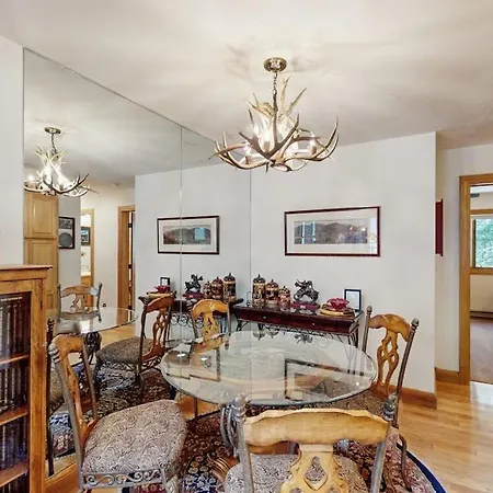 Cimarron Mountain Retreat Apartment