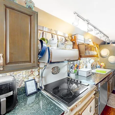 Colorado Ave East 215 - The Historic Apartment *