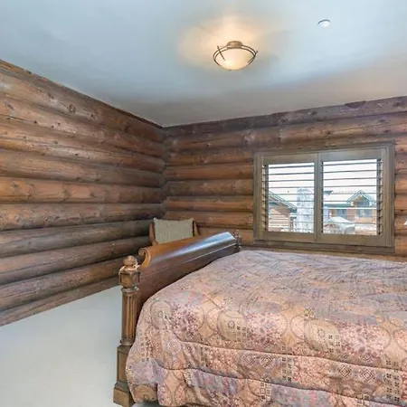 On Sundance 122 - Pine Palace Apartment Telluride
