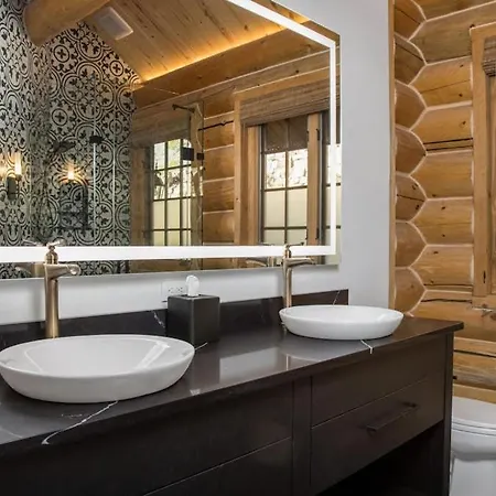 Sundance - 108 Lane Holiday home *