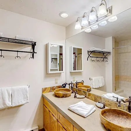Kayenta 3 - Lost Creek Vista Apartment *
