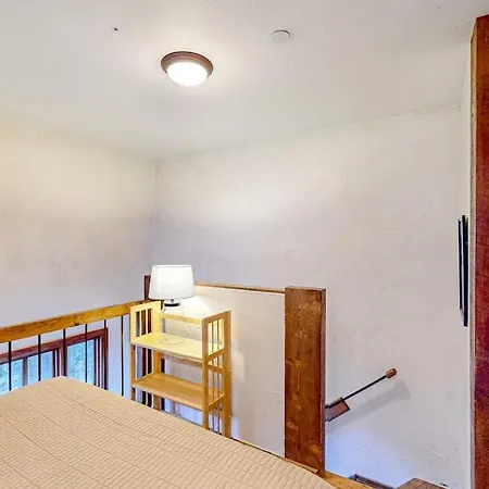 Kayenta 3 - Lost Creek Vista Apartment