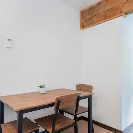 Manitou 4 By Alpine Hotel