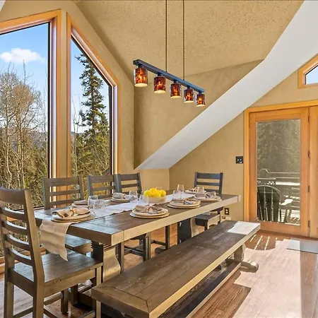 Holiday home Retreat- Private Deck & Fireplaces Telluride