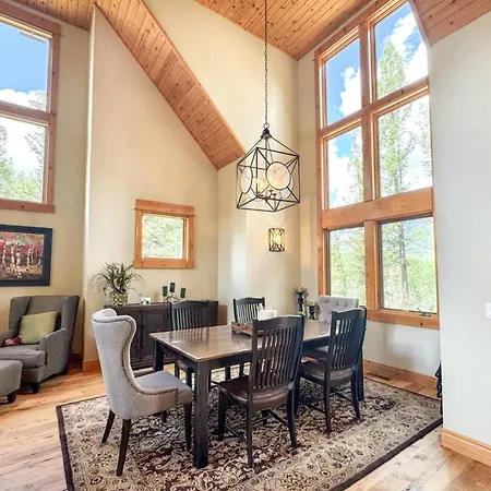 Adams Ranch Rd 259 ~ Summit Vista Holiday home