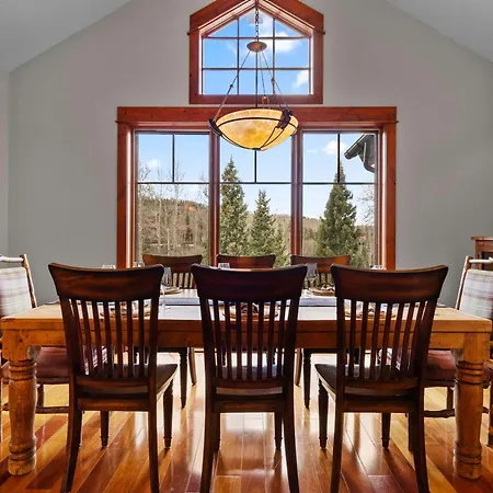 Mountain Village Retreat Hot Tub Ski-inout * Telluride