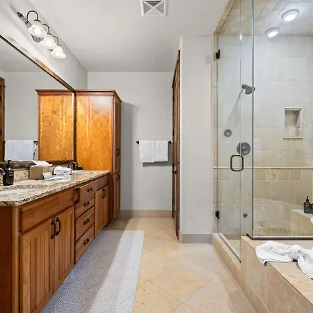 Holiday home Mountain Village Retreat Hot Tub Ski-inout Telluride