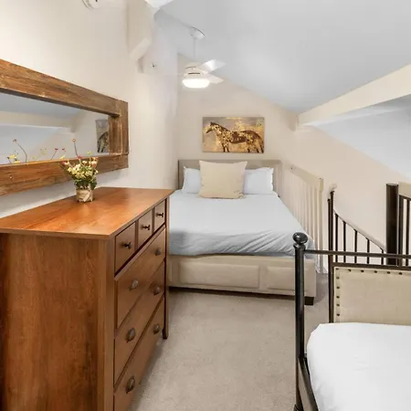 Mountain Village Blvd 562 ~ Columbia Place #7