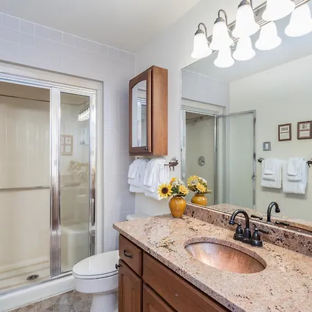 Ajax Vista At Riverside Apartment