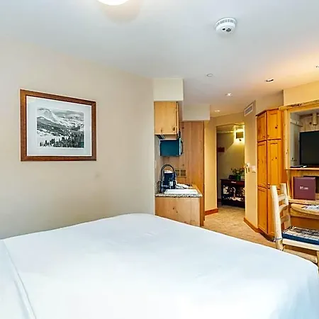 At Lost Creek Hotel 4*