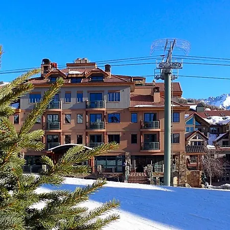 At Lost Creek 4*