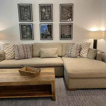 Downtown Riverside - Boomerang Apartment *