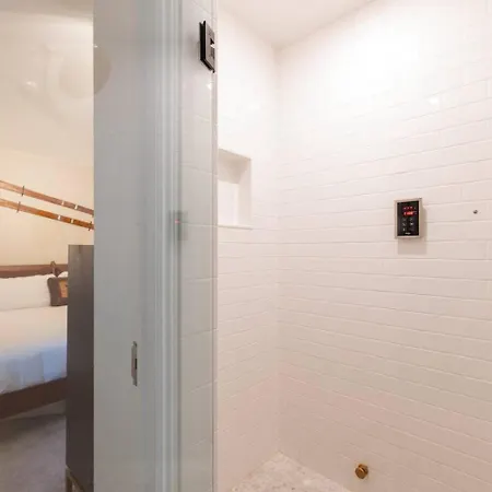 Apartment Etta Place Too - Hot Tub W View - Ski-in Ski-out *