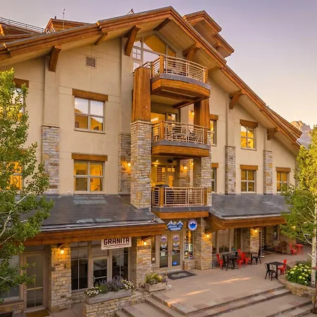 Holiday home Mountain Village Gem Ski-in-out Steam Shower *