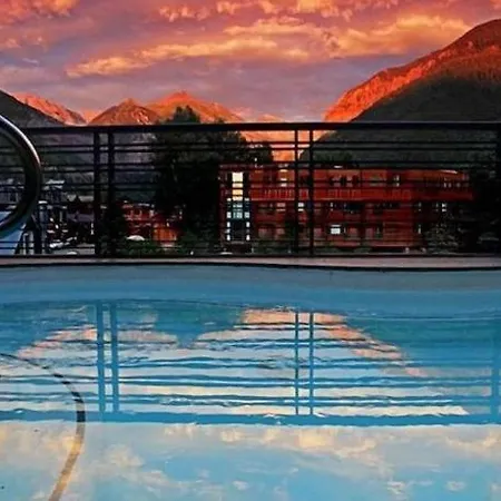 Camels Garden Hotel