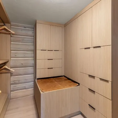 Renovated In 2026 Mountain Village Luxury Retreat Holiday home *