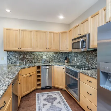 Slopeside Retreat Townhouse Holiday home