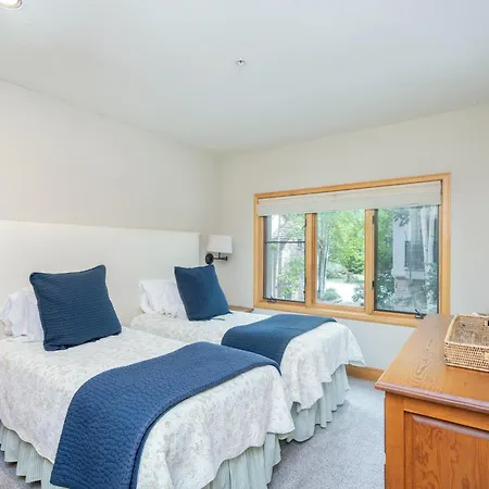 Slopeside Retreat Townhouse Holiday home