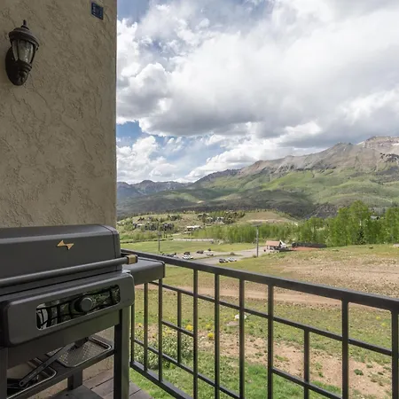 Slopeside Retreat Townhouse
