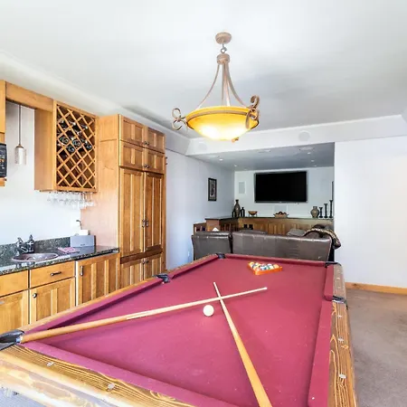 Holiday home Scenic Mountain Village - Hot Tub Gym