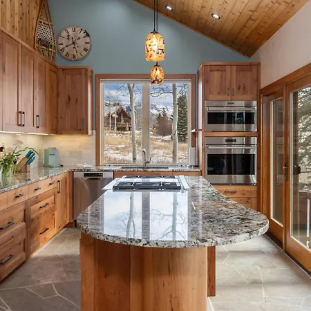 Lawson Point 107 A ~ Lawson Point Lookout Holiday home Telluride