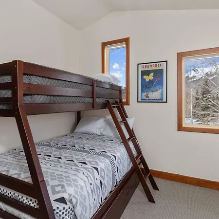 Holiday home Lawson Point 107 A ~ Lawson Point Lookout *