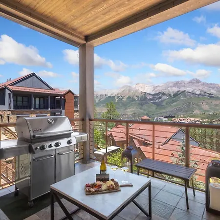 Mountain Village Escape - Views Steam Shower Holiday home *
