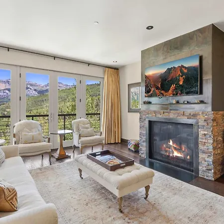 Mountain Village Escape - Views Steam Shower Holiday home *