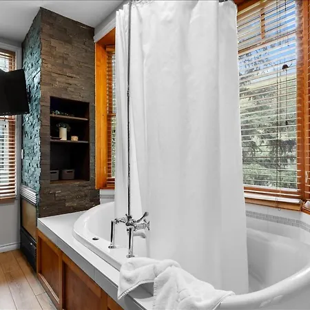 Wildwood Canyon Silver Meadows *