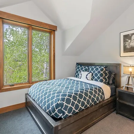 The Overlook Telluride-includes 2 Passes Holiday home