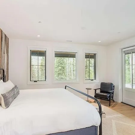 Luxe Oasis - Hot Tub & Deck & Views Holiday home Telluride