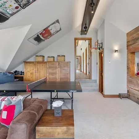 The Overlook Telluride-includes 2 Passes Holiday home *