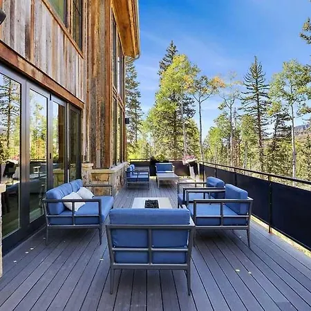 Luxe Oasis - Hot Tub & Deck & Views Holiday home Telluride
