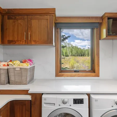 The Overlook Telluride-includes 2 Passes Holiday home Telluride