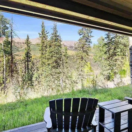 Luxe Oasis - Hot Tub & Deck & Views