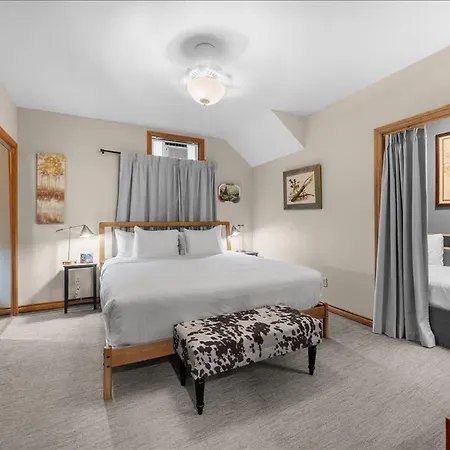 Wildwood Canyon - Views & Hot Tub Holiday home Telluride