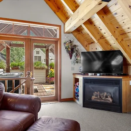 Wildwood Canyon - Views & Hot Tub Holiday home