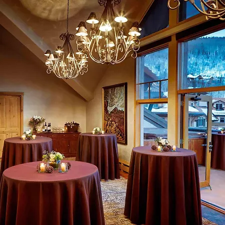 Lodge Fairmont Heritage Place, Franz Klammer *