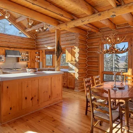 Luxury Ski-in/ski-out Alpine