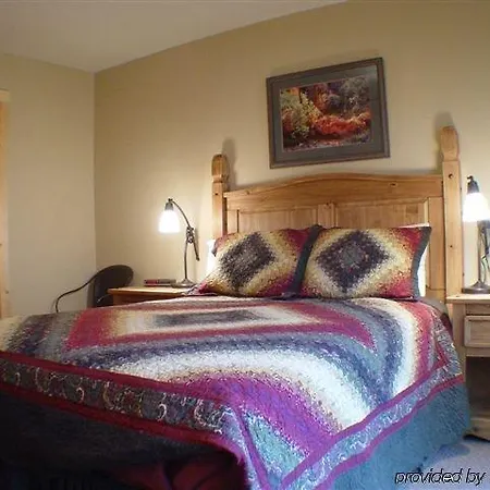 Alpine Apartment