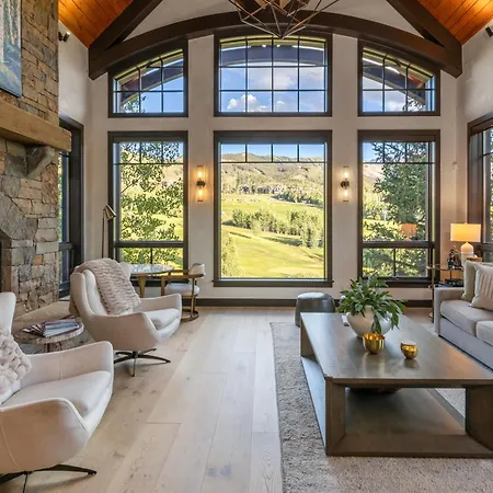 Villa Vista Haus At Country Club - Private Golf And Retreat! *